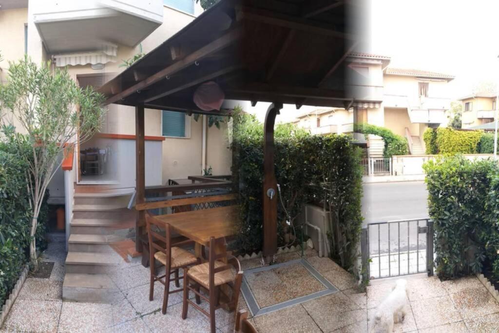 Vada Villetta A 300 Mt Dal Mare 8 Posti Letto Dış mekan fotoğraf
